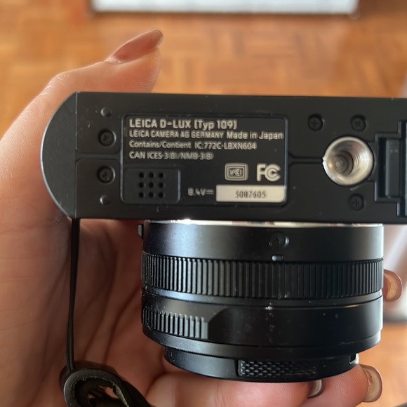 Leica D-Lux camera barely used. I’ve had for 5 months - Picture 7 of 9